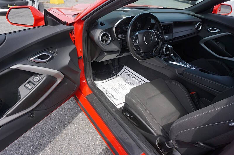 2023 Chevrolet Camaro LT