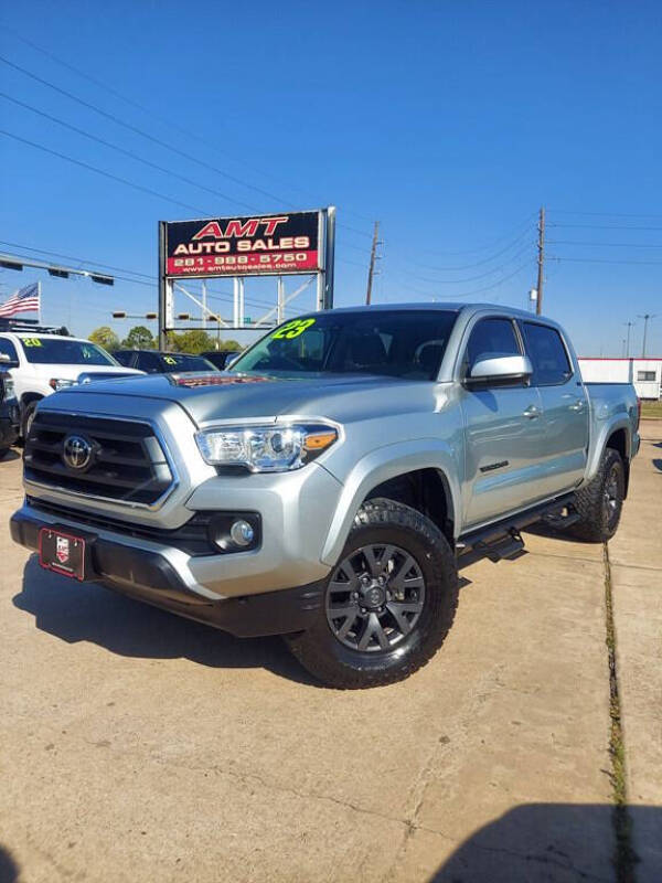 2023 Toyota Tacoma SR5's photo