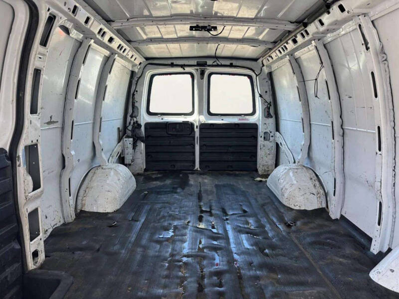 2016 Chevrolet Express 2500