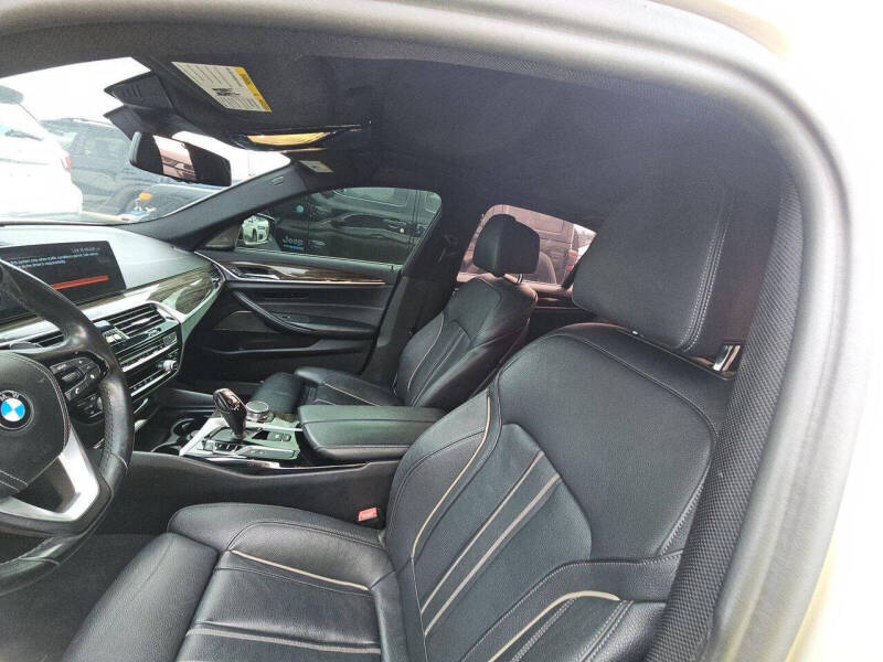 2017 BMW 5 Series 540i