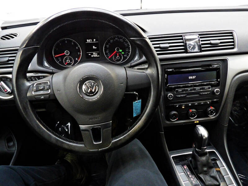 2015 Volkswagen Passat 1.8T Wolfsburg Edition