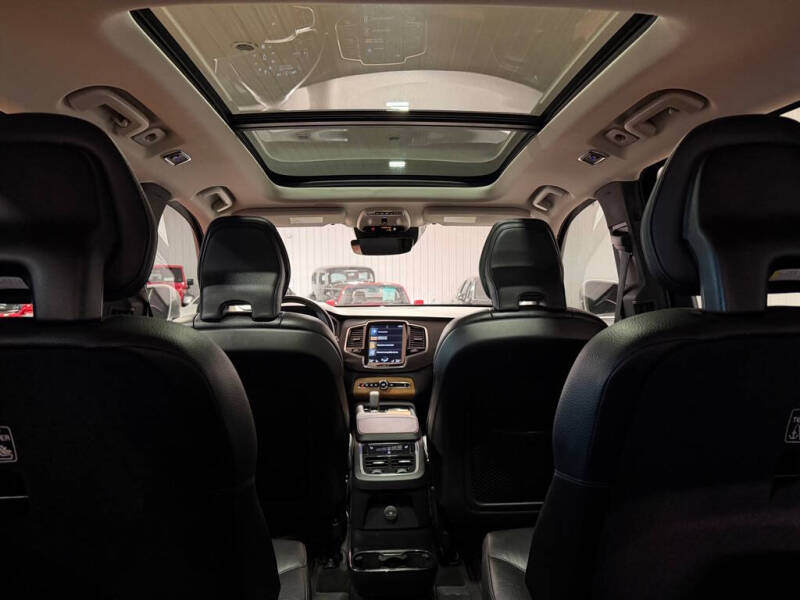 2022 Volvo XC90 Recharge T8 Inscription Expression 6P