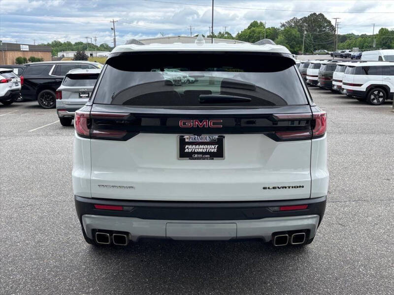 2024 GMC Acadia Elevation