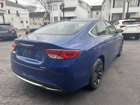 2016 Chrysler 200 Limited