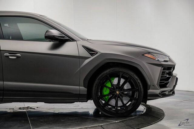 2022 Lamborghini Urus