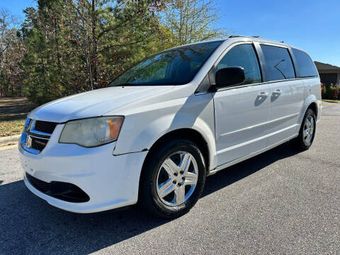 2017 Dodge Grand Caravan for sale at LA 12 Motors in Durham NC