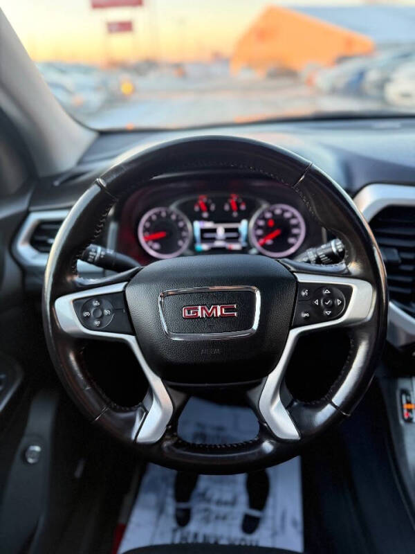 2019 GMC Acadia SLT-1