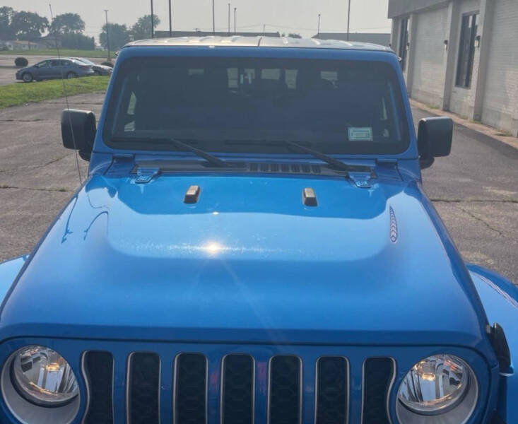 2023 Jeep Gladiator Overland