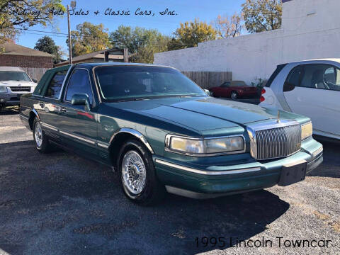 1995 Lincoln Town Car for sale at MIDWAY AUTO SALES & CLASSIC CARS INC in Fort Smith AR