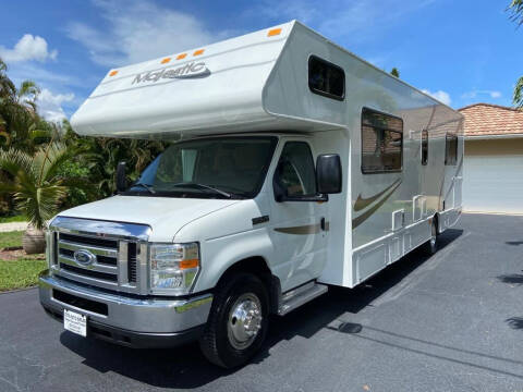 2015 FORD ECONOLINE E450 CLASS C THOR MAJESTIC 28A MOTORHOME