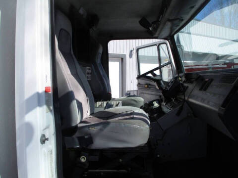 2000 Freightliner FL60