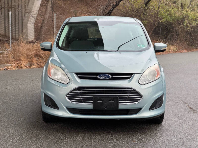 2013 Ford C-Max SE photo 2