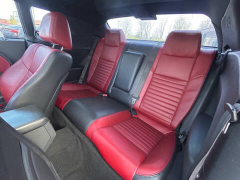 2014 Dodge Challenger SXT