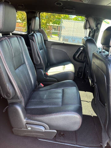 2015 Dodge Grand Caravan R/T