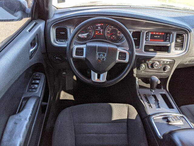 2014 Dodge Charger SE