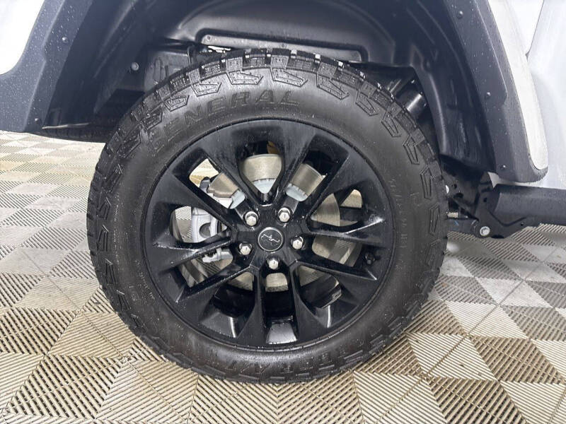 2025 Jeep Gladiator NightHawk