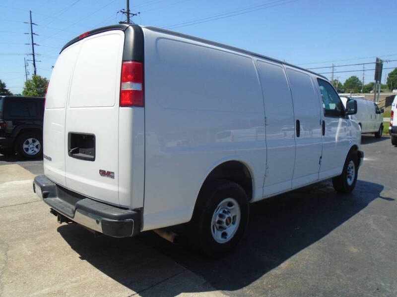 2019 GMC Savana 3500