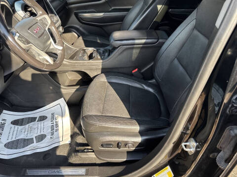 2020 GMC Acadia SLT