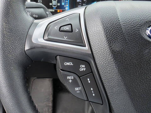 2017 Ford Fusion Hybrid SE