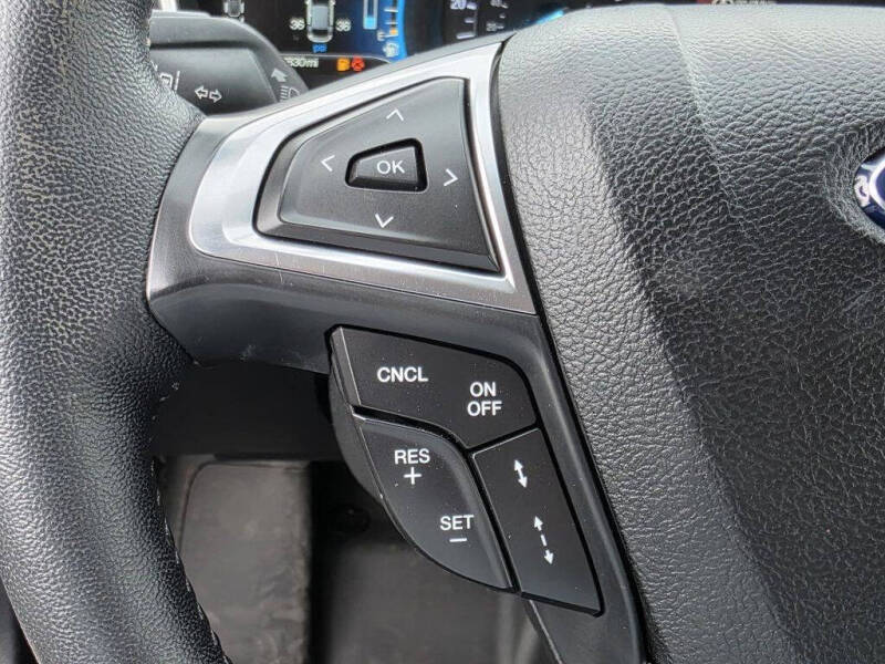 2017 Ford Fusion Hybrid SE