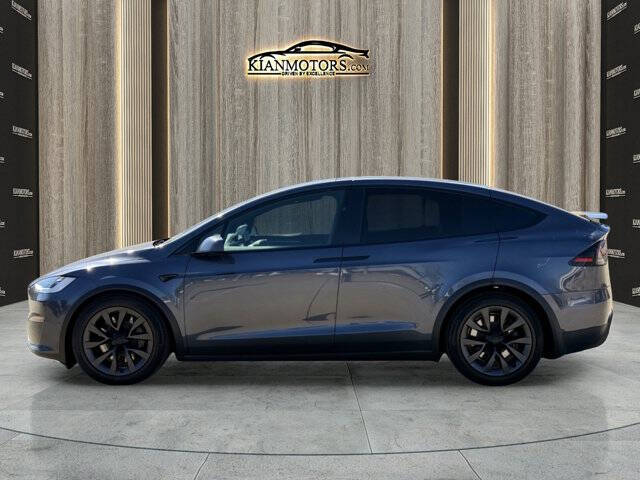 2023 Tesla Model X Standard Range