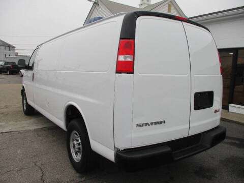 2023 GMC Savana 2500