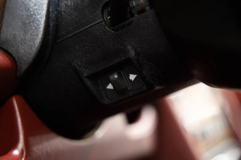 1988 Mercedes-Benz 560-Class 560 SEL