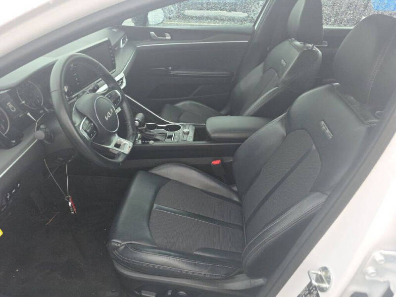 2022 Kia K5