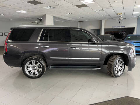 2017 Cadillac Escalade Luxury