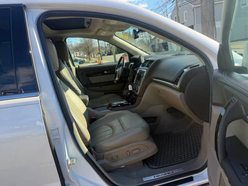 2016 GMC Acadia Denali