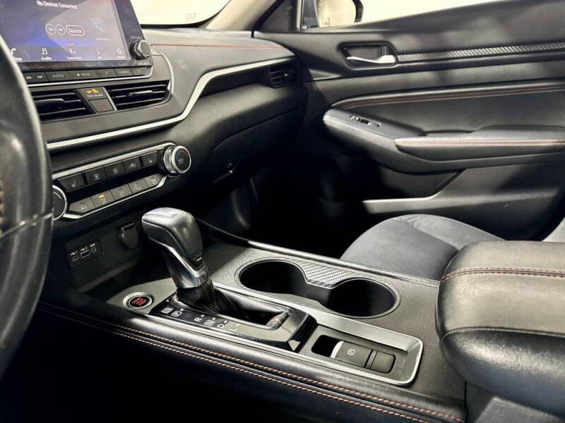 2020 Nissan Altima 2.5 SR