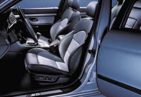 2000 BMW M5