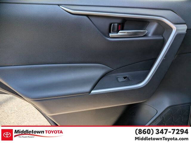 2022 Toyota RAV4 Hybrid XLE Premium