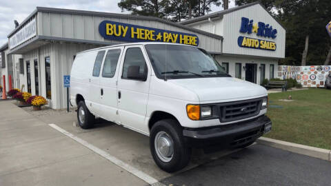 2004 Ford E-Series E-250