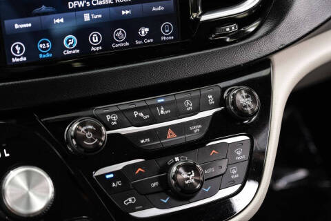 2018 Chrysler Pacifica Touring L Plus