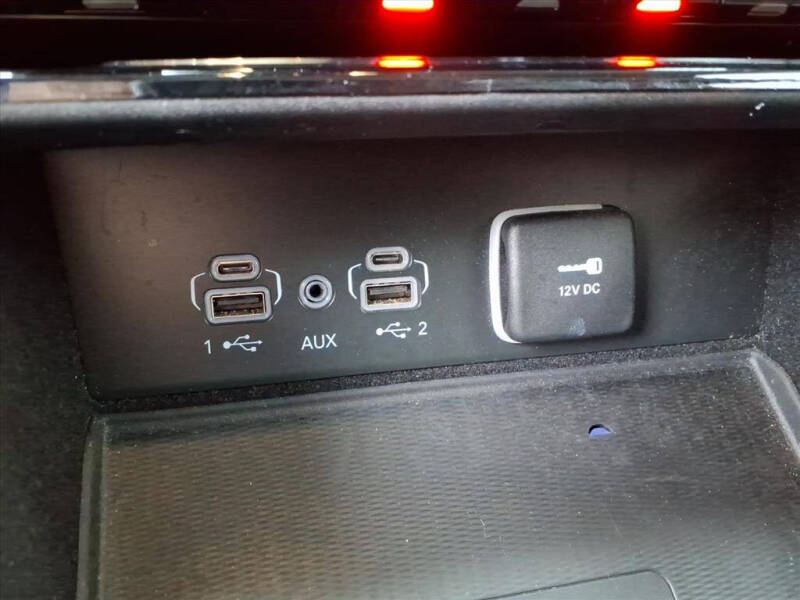 2022 Jeep Grand Cherokee L Laredo