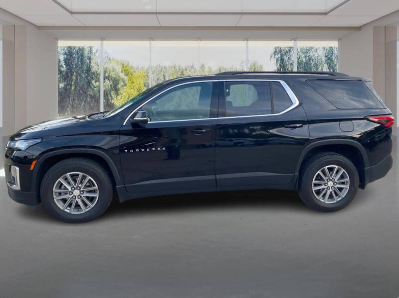 2022 Chevrolet Traverse LT Leather