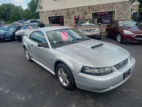 2004 Ford Mustang