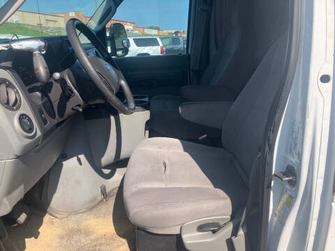 2009 Ford E-Series E-350 SD