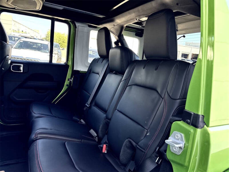 2025 Jeep Wrangler Rubicon X