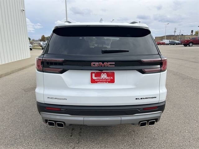 2025 GMC Acadia Elevation