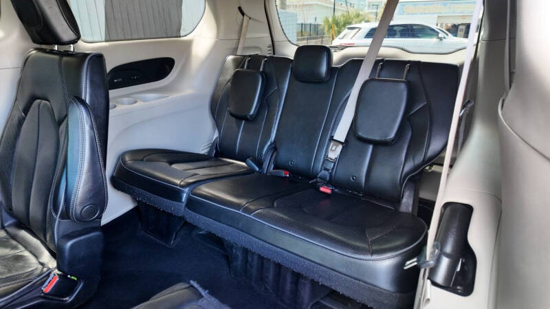 2019 Chrysler Pacifica Limited