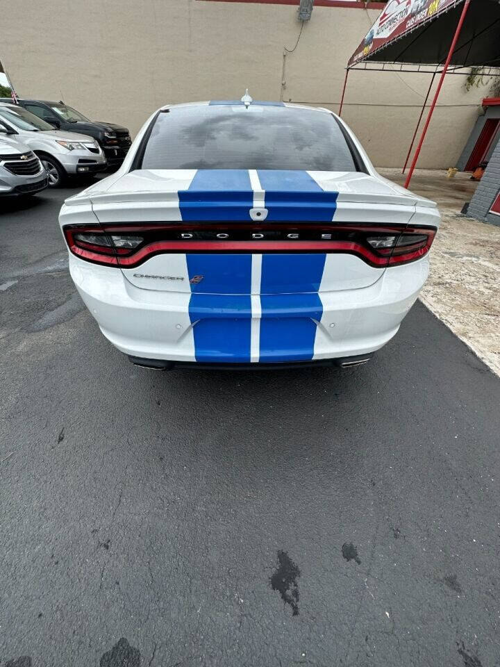 2019 DODGE Charger Sedan - $21,495