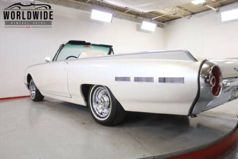 1962 Ford Thunderbird
