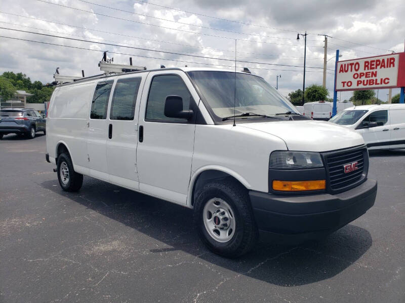 2023 GMC Savana 2500