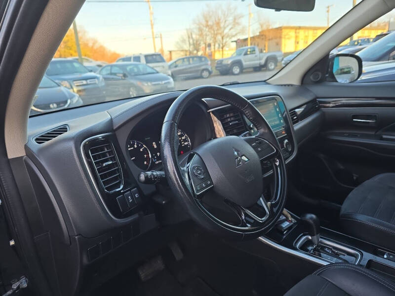 2019 Mitsubishi Outlander SE