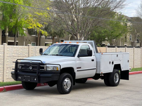 2001 Dodge Ram 3500 for sale at RBP Automotive Inc. in Houston TX