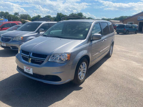 2016 Dodge Grand Caravan for sale at J & D Auto Sales in Cairo NE