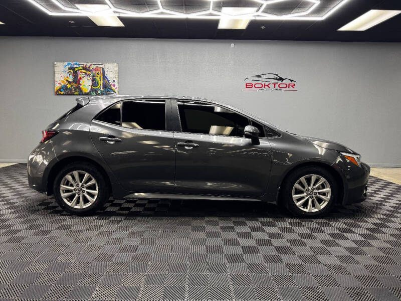 2024 Toyota Corolla Hatchback SE