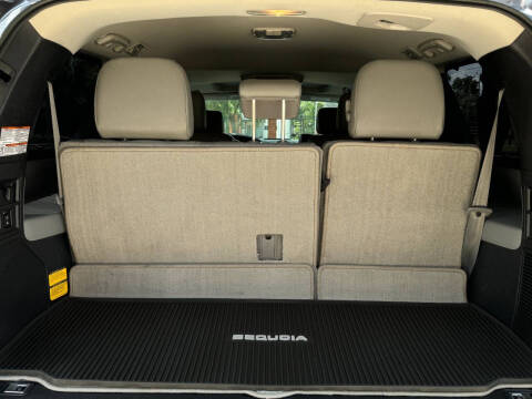 2016 Toyota Sequoia Platinum